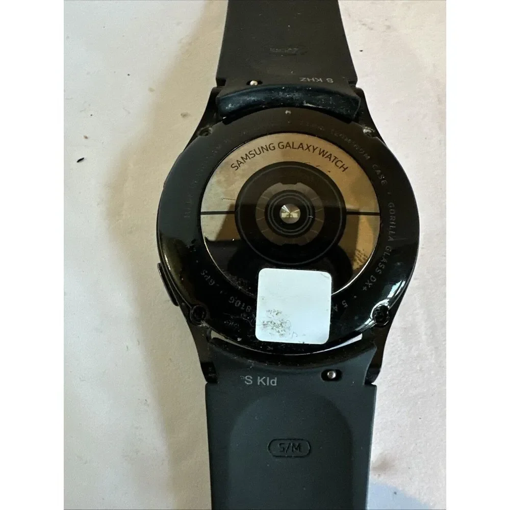 Samsung Galaxy Watch4‎ SM-R860 Graphite 40mm Case Wi-Fi GPS Smartwatch READ